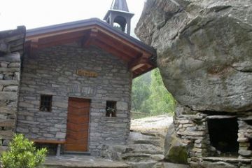 Chiesa Parrocchiale Cappelle Oratori - Cappella di Pourcil (Maria Ausiliatrice) 